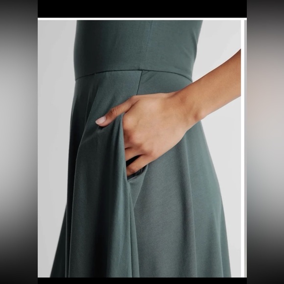 NWT QUINCE Tencel Jersey Fit & Flare Dress in Dark Olive
 size Small - Picture 5 of 12